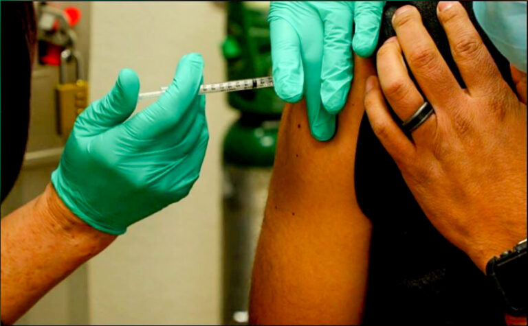 Volunteers sought for Covid-19 max vaccination clinics