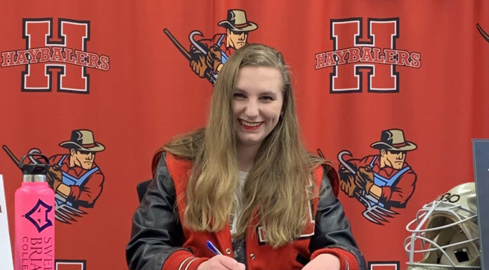 Ashley Maggiora to play field hockey at Sweet Briar College