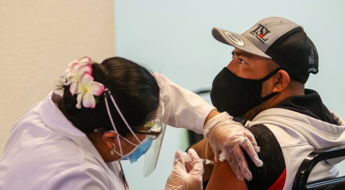 Farmworkers, food service employees start to receive vaccines in San Benito