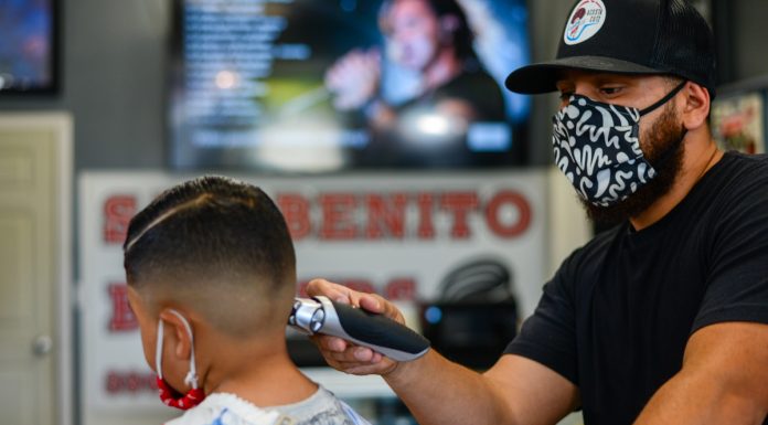 Local barber gives to small businesses impacted by Covid