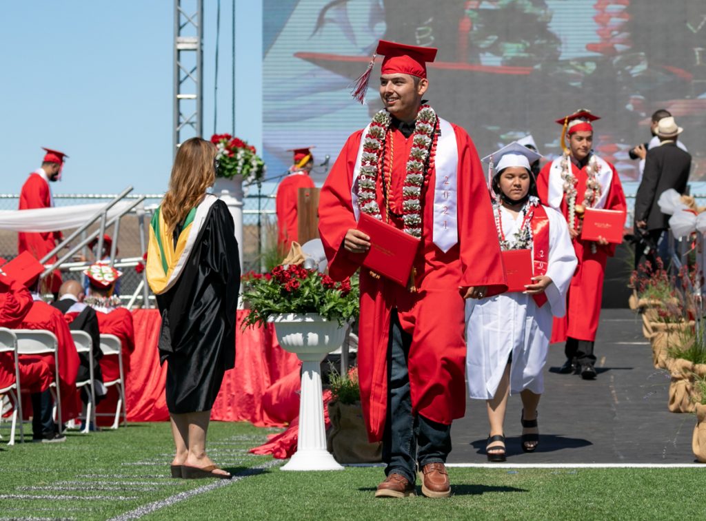 San Benito High bids farewell to the Class of 2021 Hollister, San Juan