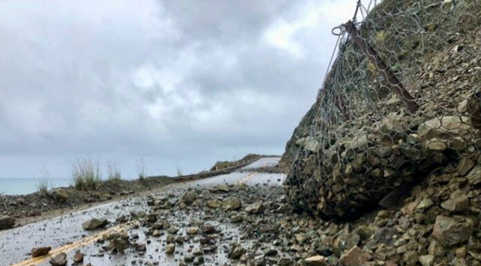 Highway 1 remains closed due to rock slides near Big Sur