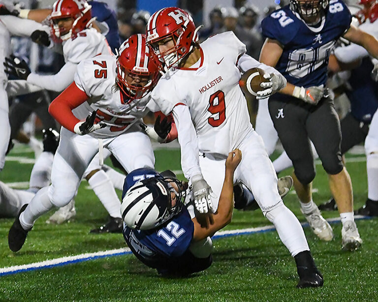 After up and down league season, Hollister football looks for redemption in CCS playoffs