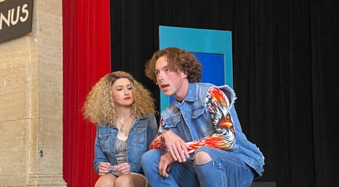 L.A.-scene glam rock comes to Hollister