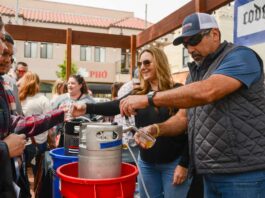 Sippin’ and strolling through downtown Hollister