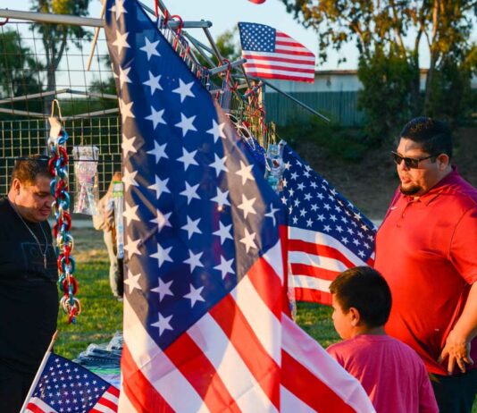 Hollister celebrates