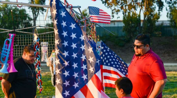 Hollister celebrates