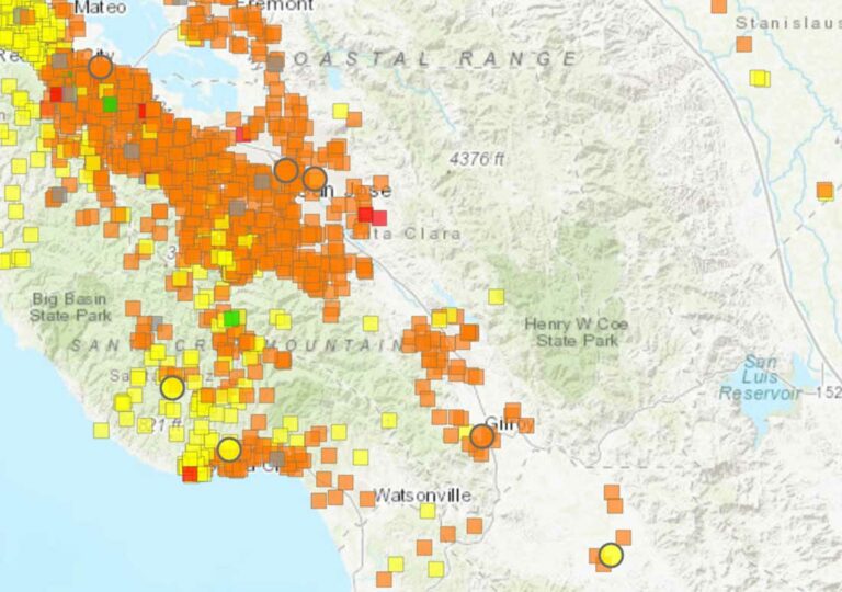 Wildfire smoke blankets South Valley