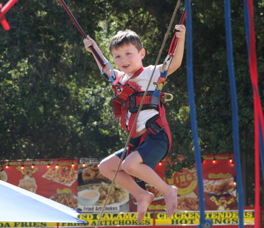 County fair kicks off with excited crowds