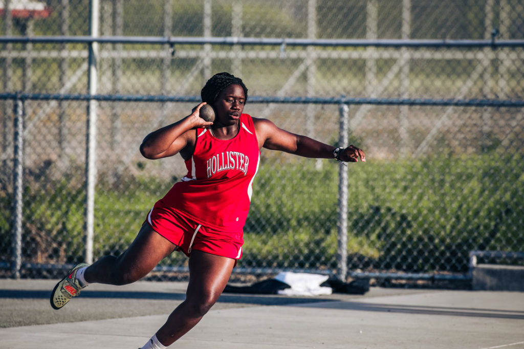 Image for display with article titled Balers Win Avis Kelley Track Meet