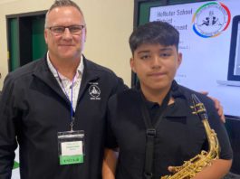 ‘Hollister Halftime’ draws families seeking resources