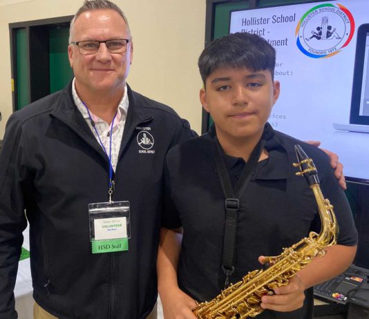 ‘Hollister Halftime’ draws families seeking resources