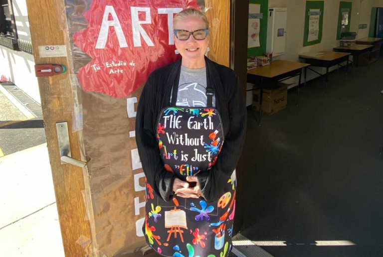 HSD art teacher overjoyed to brighten young students’ days