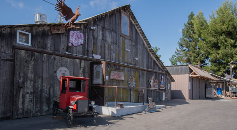 Suncoast Organic Farm serves up artisan bread and craft beer