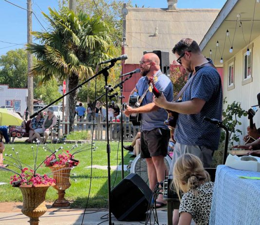 San Juan Bautista plays music on the porch