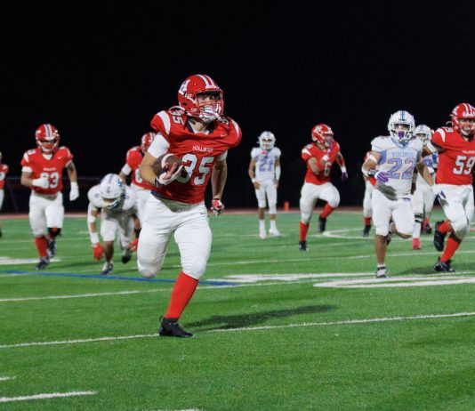 Hollister football beats Alisal, loses to North Salinas