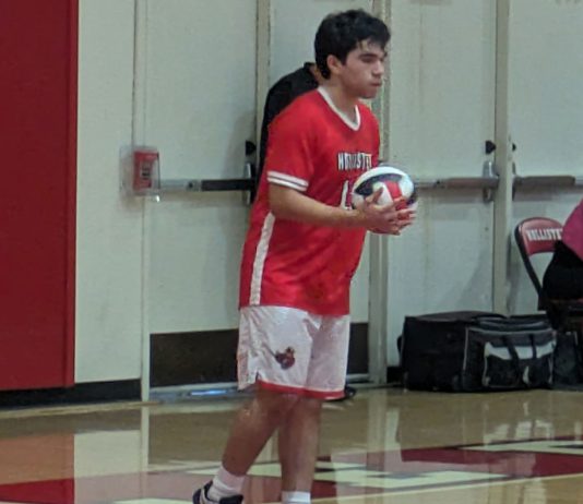 Hollister boys volleyball rebuilds quickly, finishes season strongly