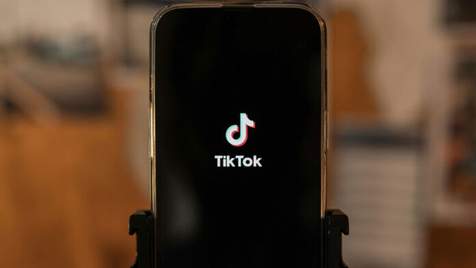 How to grow on TikTok organically and safely